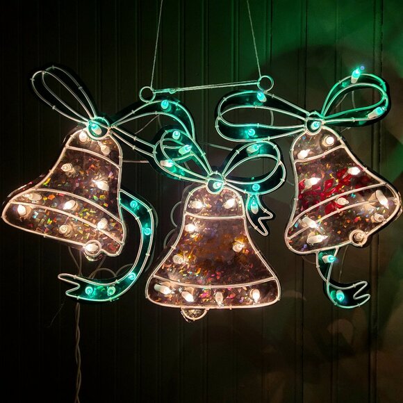 Vintage Christmas lights - Bells Sculpture Silhouette - Retro Christmas Decor - Picture 1 of 9